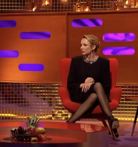 Jodie Comer nice model images