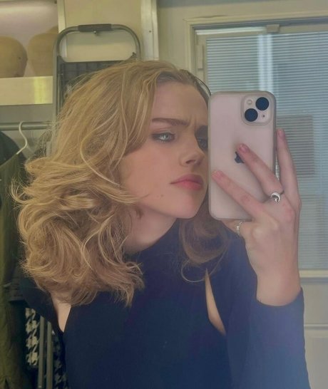 Teagan Croft actress pictures