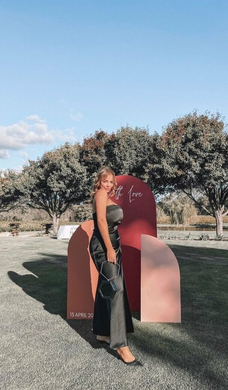 Madison Mclachlan best model pics