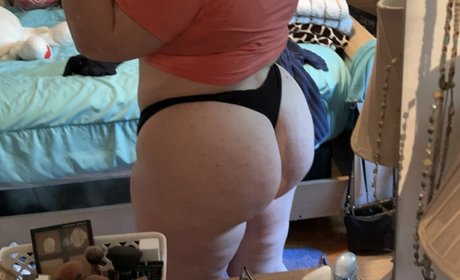 damned female hot model archive