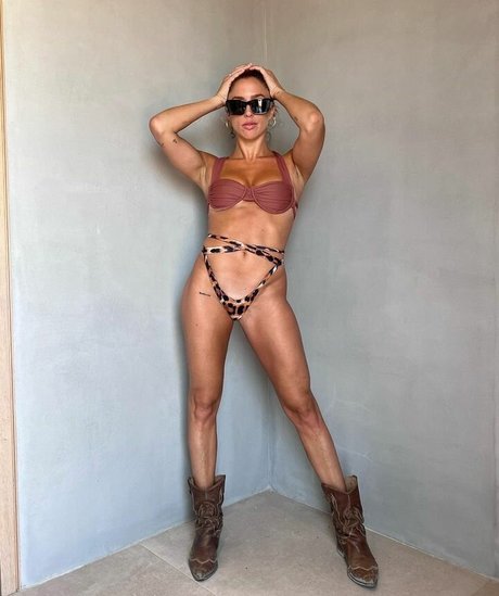 tiny asian onlyfans sexy naked image