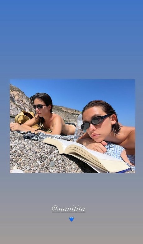 Greta Fernandez star art pics