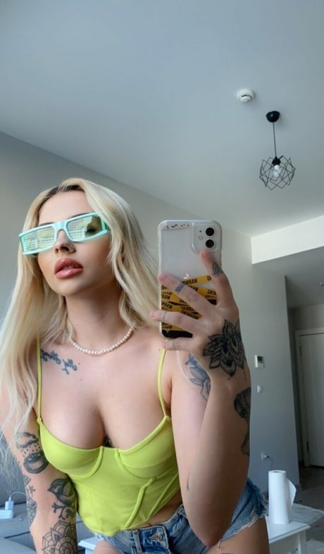 Elif Filyos xxx actress gallery