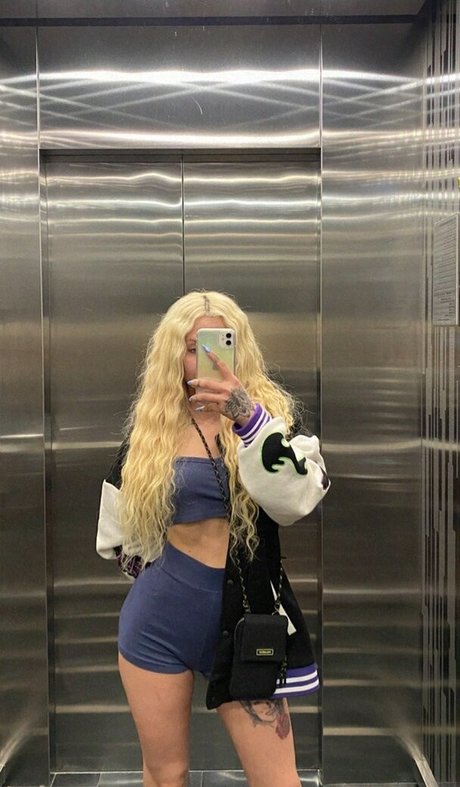 Elif Filyos model erotic gallery