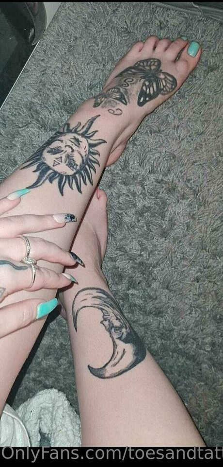 toesandtattsxo star top image