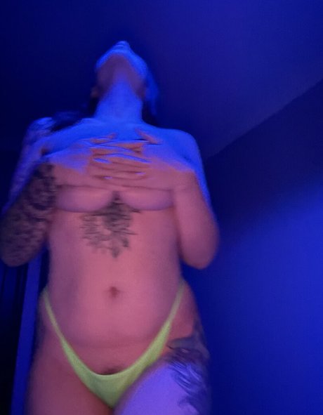 Anna Tortik perfect star image