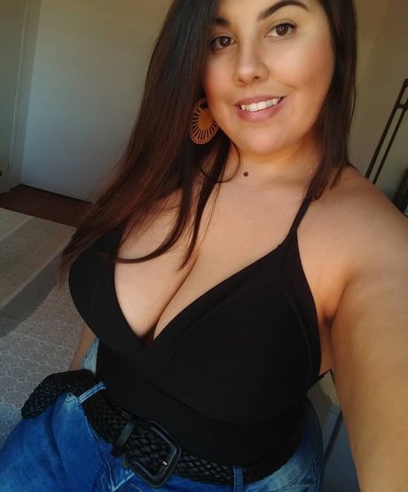 Bianca Novaes art actress pics