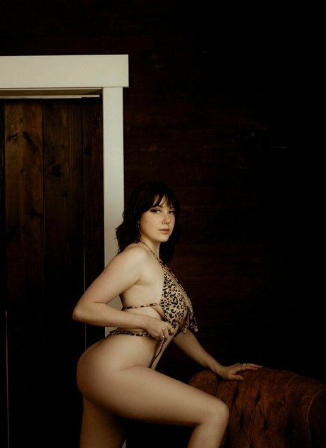 asmrbylisa pornstar beautiful image