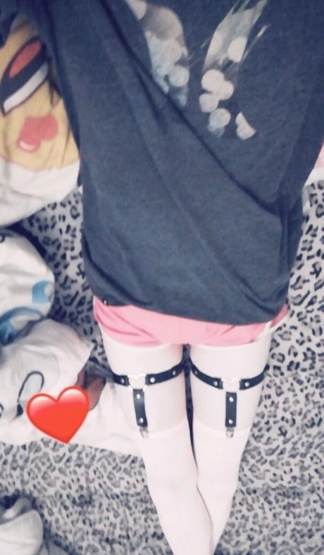 emster6969 naked actress photos