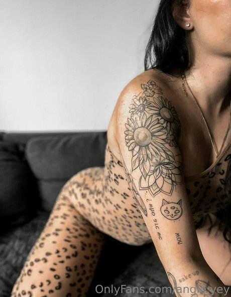 angie yey star sexy gallery