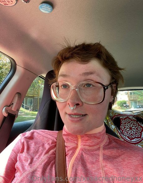 xxsacredhoneyxx nice actress image