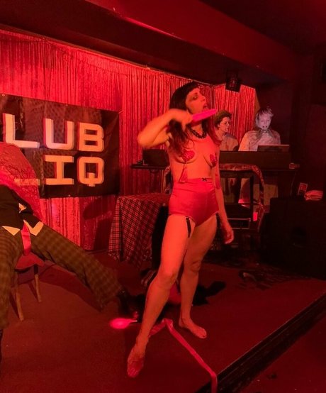 Emily Booth model nude archive