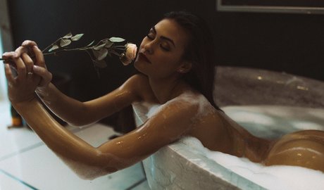 Noelle Marie pornstar exclusive img