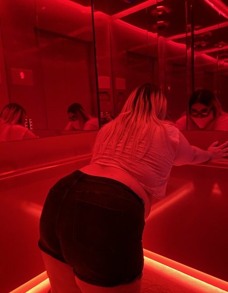 shadydoll2 exclusive pornstar pic