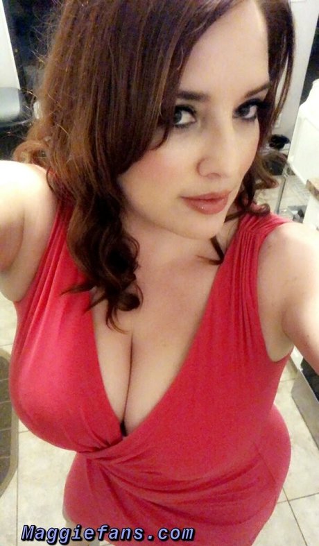 petite feet onlyfans free nude image