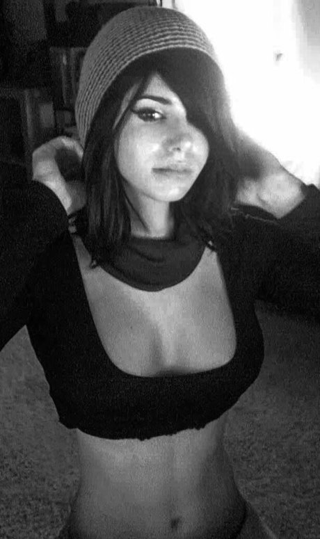 Kalindra Chan pornstar nudes image