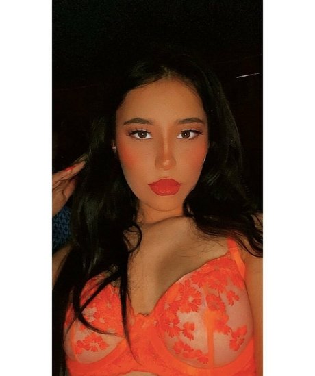 Agnes Inezz model naked photo