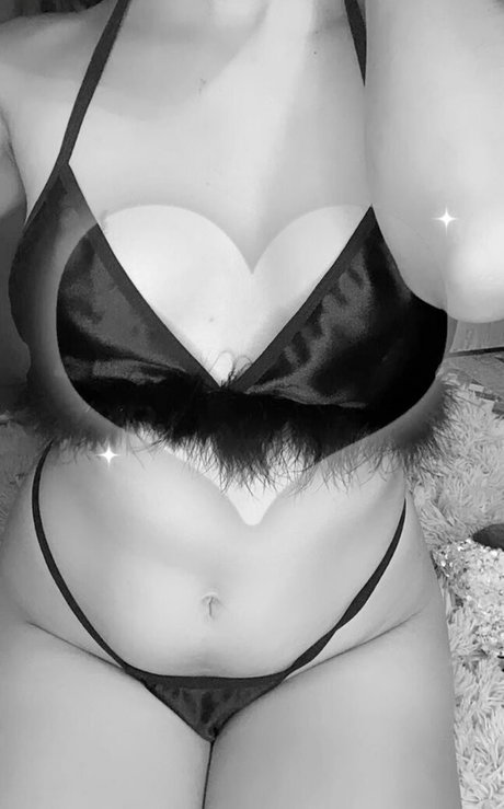 Agnes Inezz model hot gallery