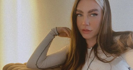 Paladinamber model exclusive pictures