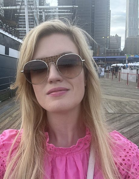 Grace Randolph free actress img