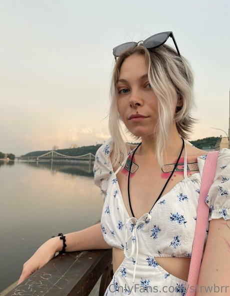 strwbrr hd star gallery