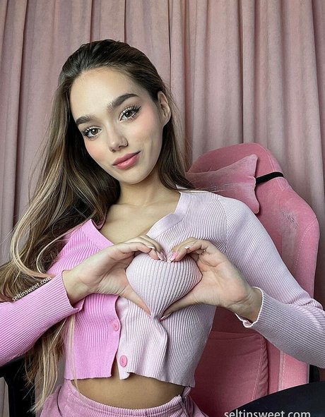 Seltinsweety top star pic