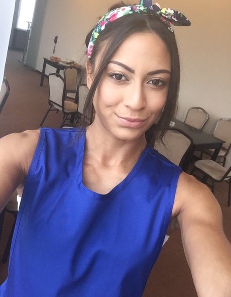 Cassie Del Isla exclusive model archive