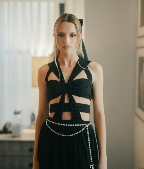 Angele Van Laeken high quality actress image