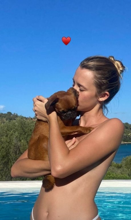 Angele Van Laeken model pornographic archive