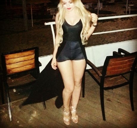 Barbara Palvin nudes actress images