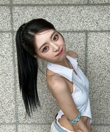 itzy all in us nudes star gallery