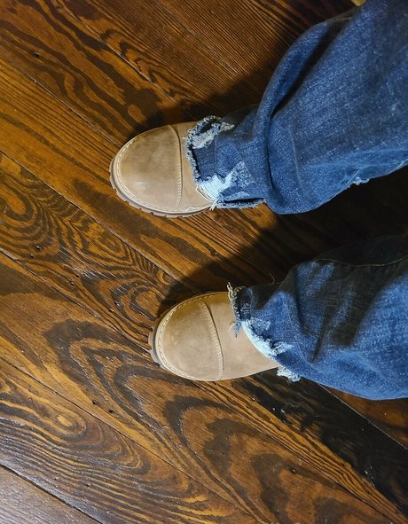 smelliefeetsweetie erotic star photos