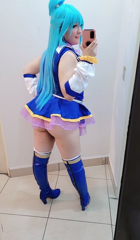 RoxiiCosplay star top photos