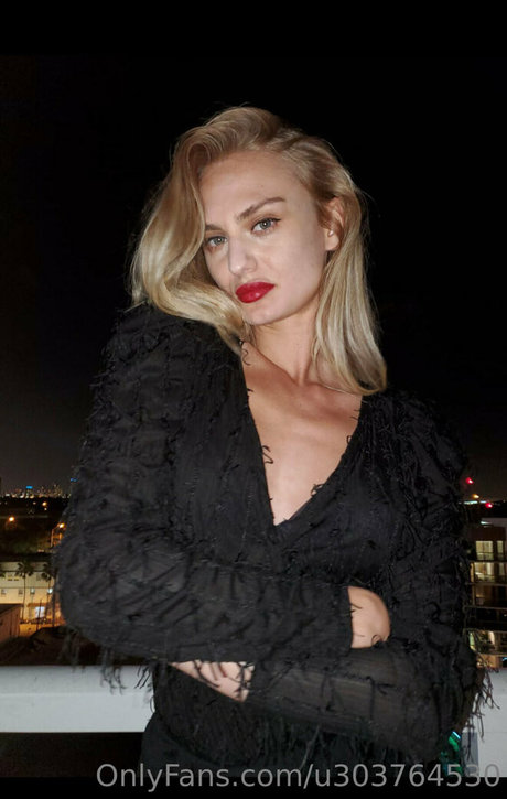 gigixgossiptalk pornstar nude photo