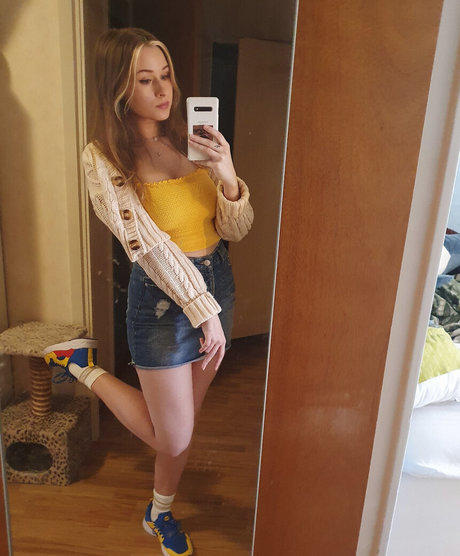 hottest asian onlyfans sexy naked photo