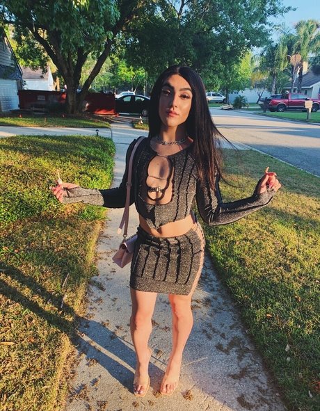 lunabarbiedoll star sexy picture