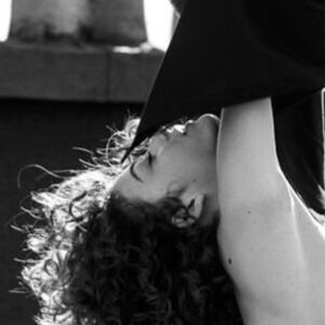 Vanille Barres exclusive model archive