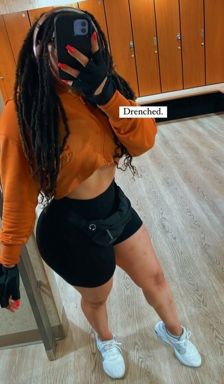 safiyaswrld model pictures