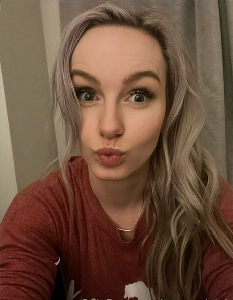 nurseryleigh nude star archive