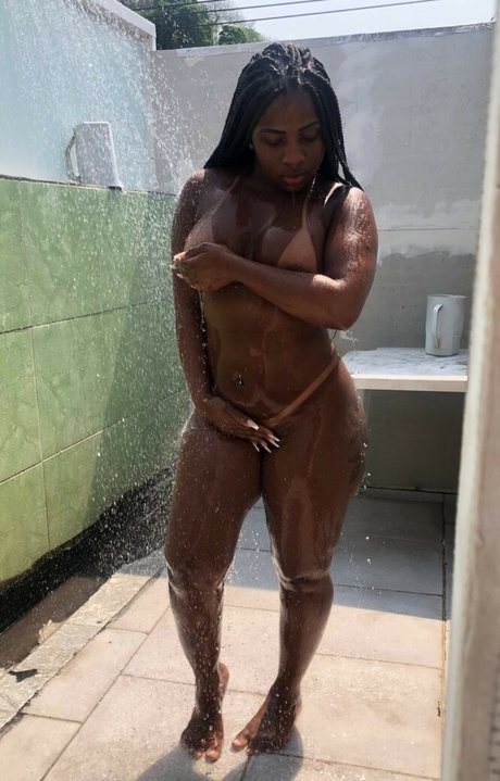 Thays tana pornographic model photos