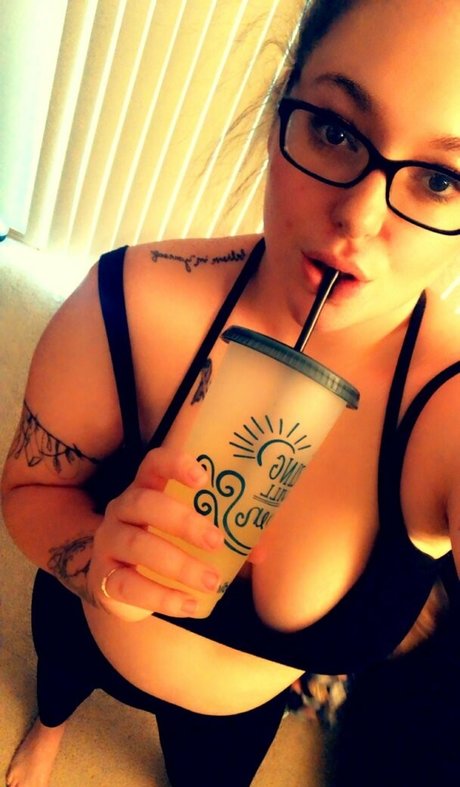 sunflowerbabe2297 hd actress image