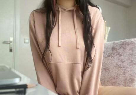 Milaberry pretty actress picture