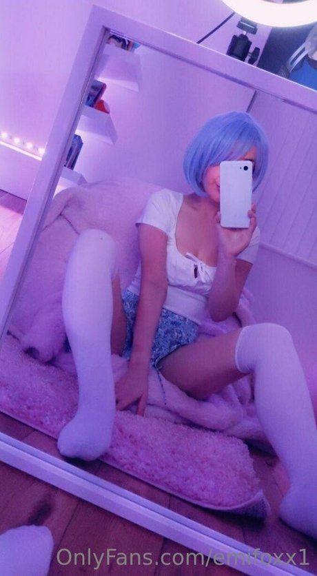 bunnyemiii free pornstar picture