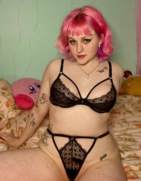 strawbryspice model xxx image