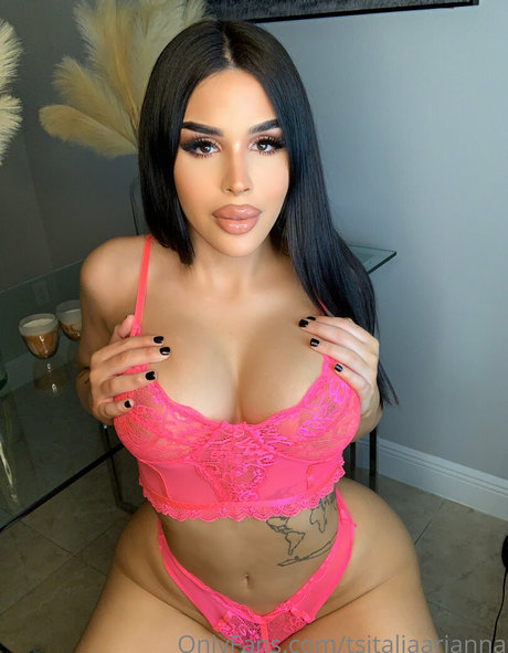 tsitaliaarianna nice model photos