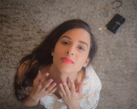 mirabella 00 pornstar exclusive picture