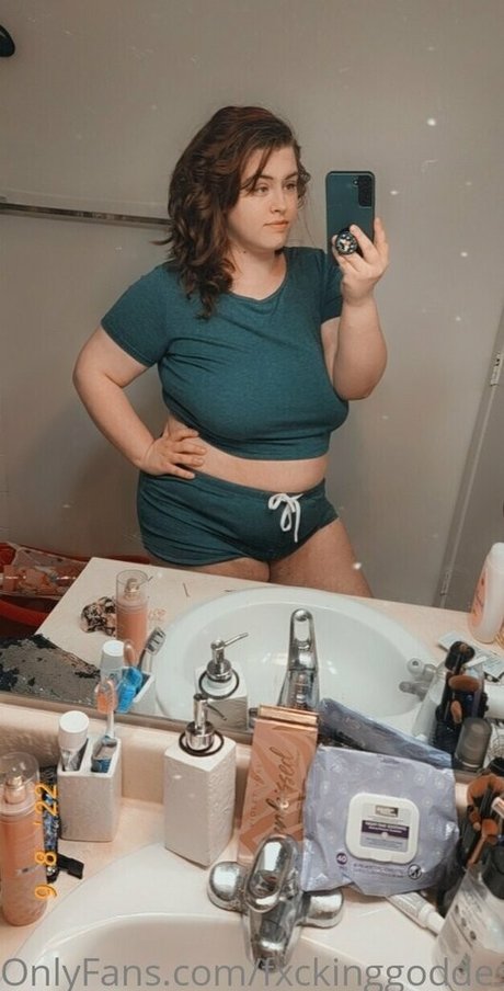 fxckinggoddes model porn image