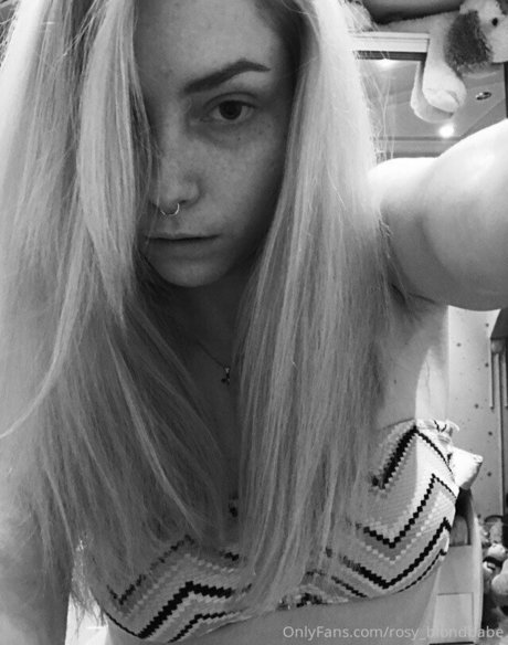 rosy blondbabe star perfect pics