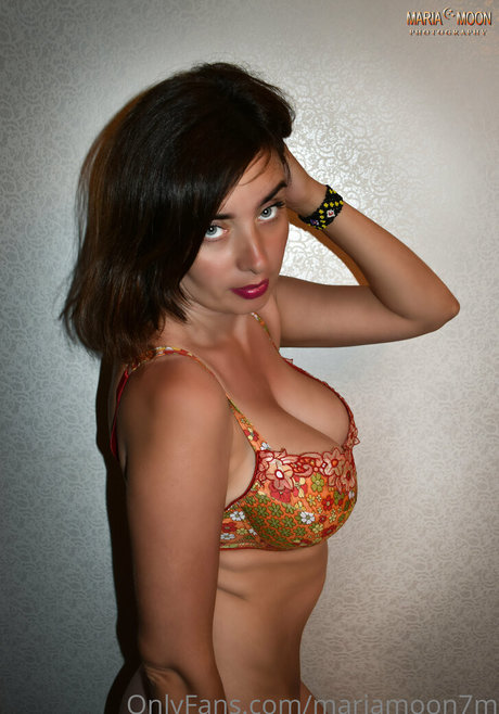 mariamoon7free adult actress images