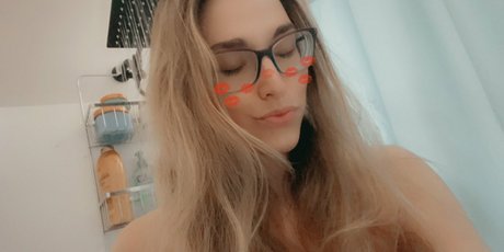 scarletters top model picture